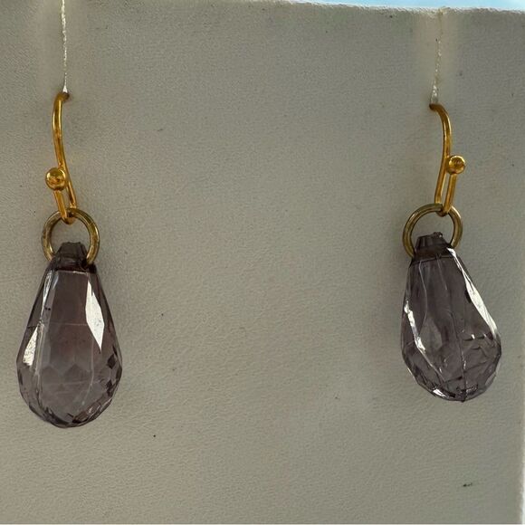 Faceted Teardrop Glass Earrings with Gold Tone Hooks – Lightweight & Elegant - Picture 7 of 17